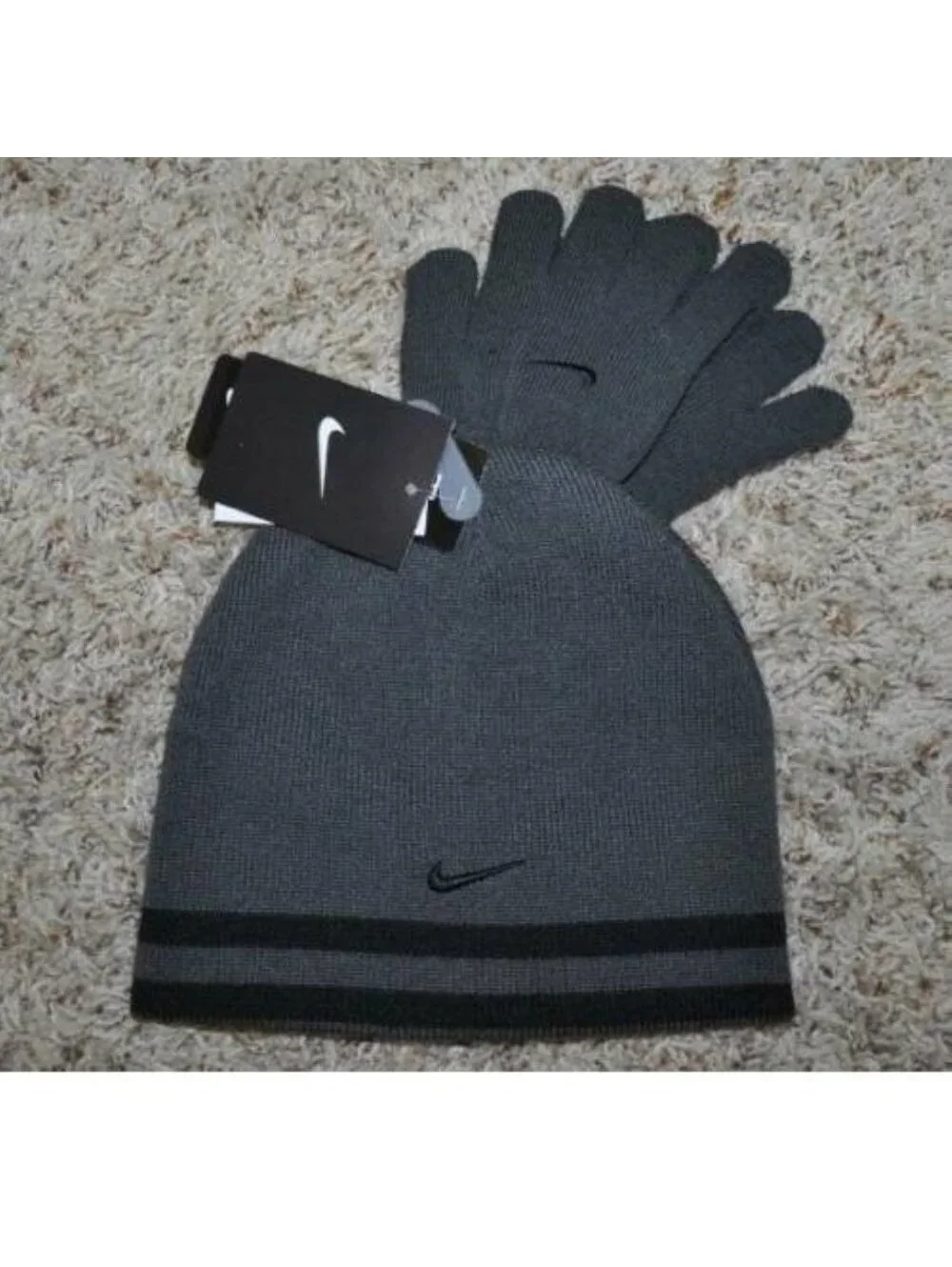 NIKE Hat & Gloves Set 8-20 Kids Swoosh Logo Reversible Black Gray Beanie Winter